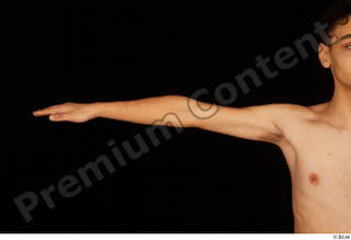 Danior arm nude 0002.jpg